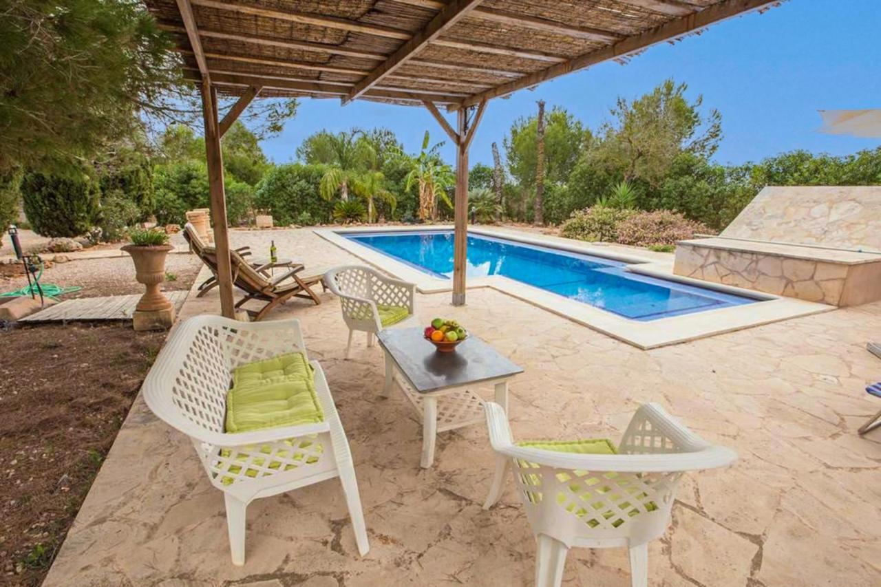 Canaus Villa *