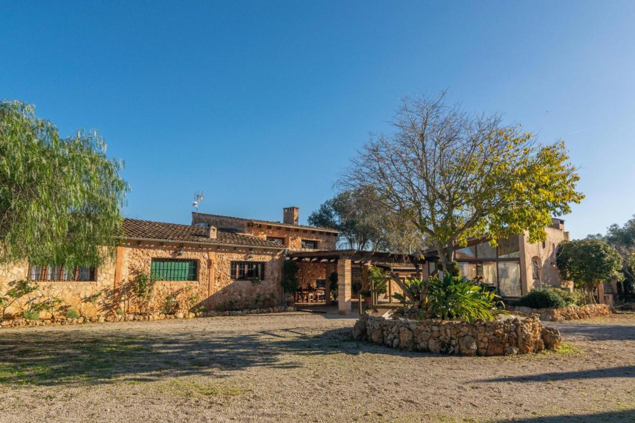 Canaus Villa